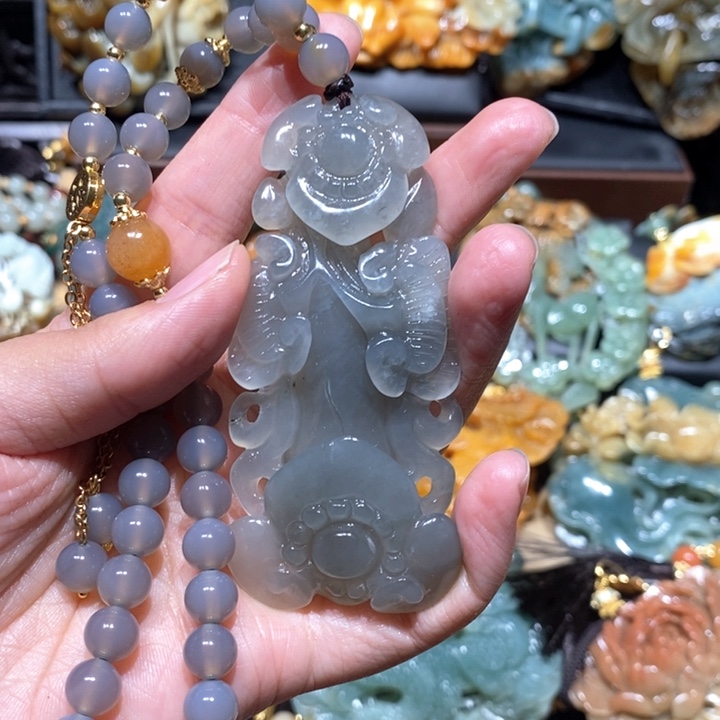 岫玉毛衣链未镶嵌