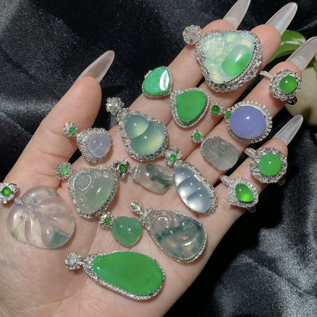 翡翠小吊坠挂件饰品改价链接Y