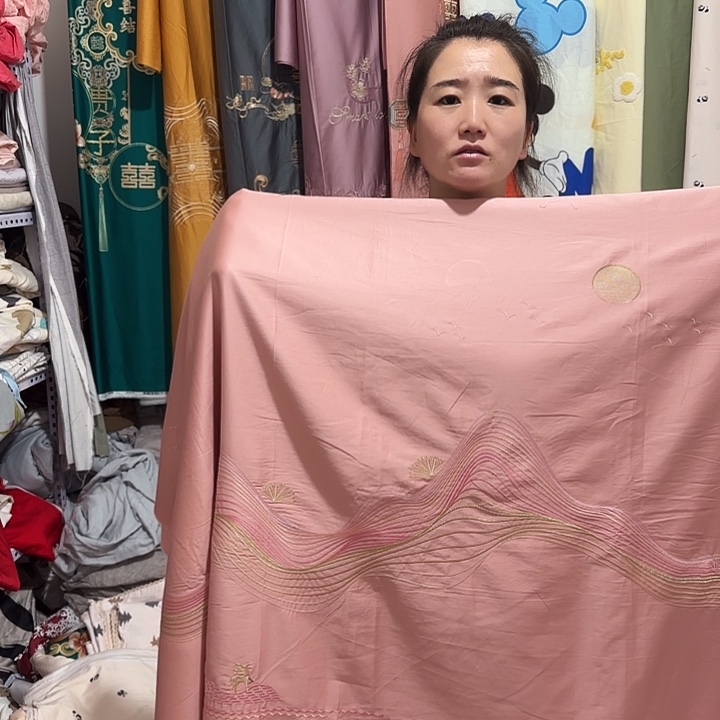 小鹿花边三件套加工1.8床
