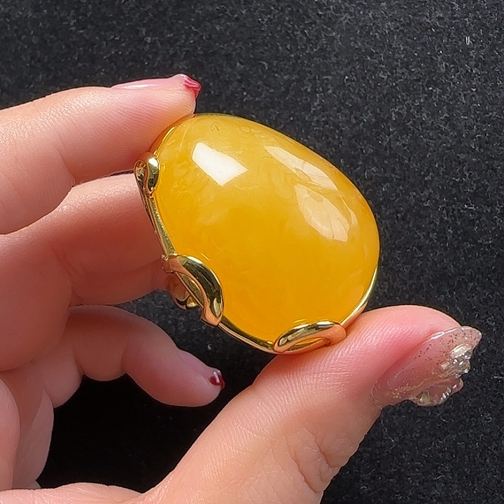 蜜蜡珠宝奇石未镶嵌