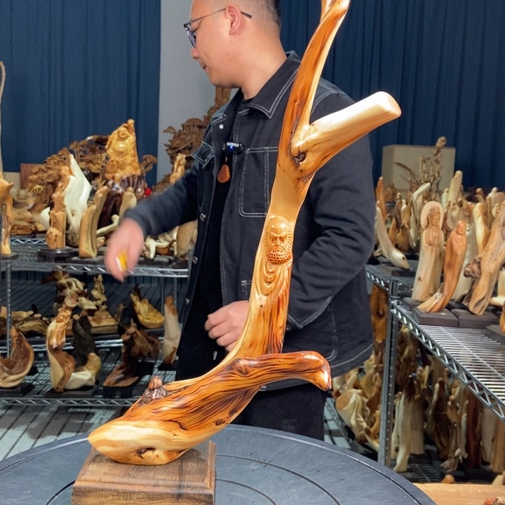 柏木（崖柏）随型摆件