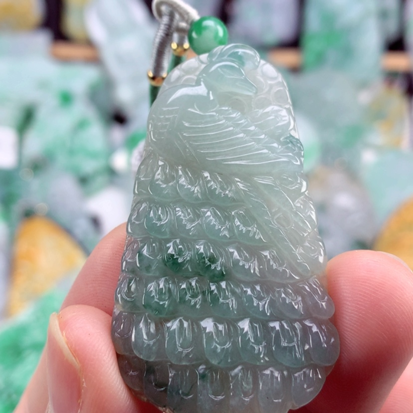 【闪购商品】翡翠吊坠(不含链)未镶嵌