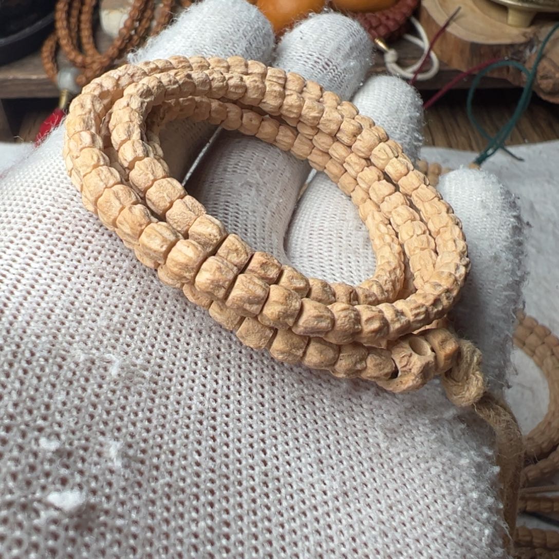 柏香籽/百香籽吊坠顽**已