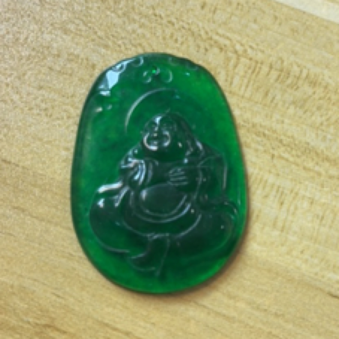 L81精美翡翠佛公吊坠