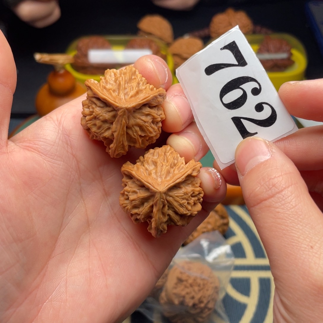 桃核吊坠33全品正奔762号