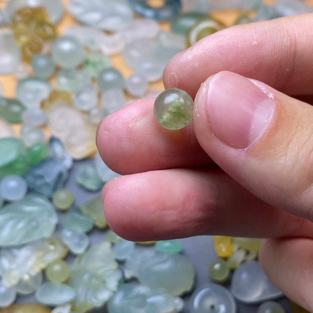 定制翡翠未镶嵌珠子