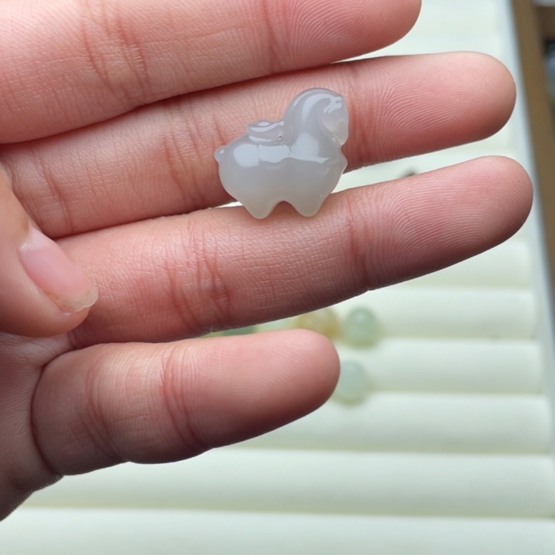 未镶嵌手绳和田玉大***迹