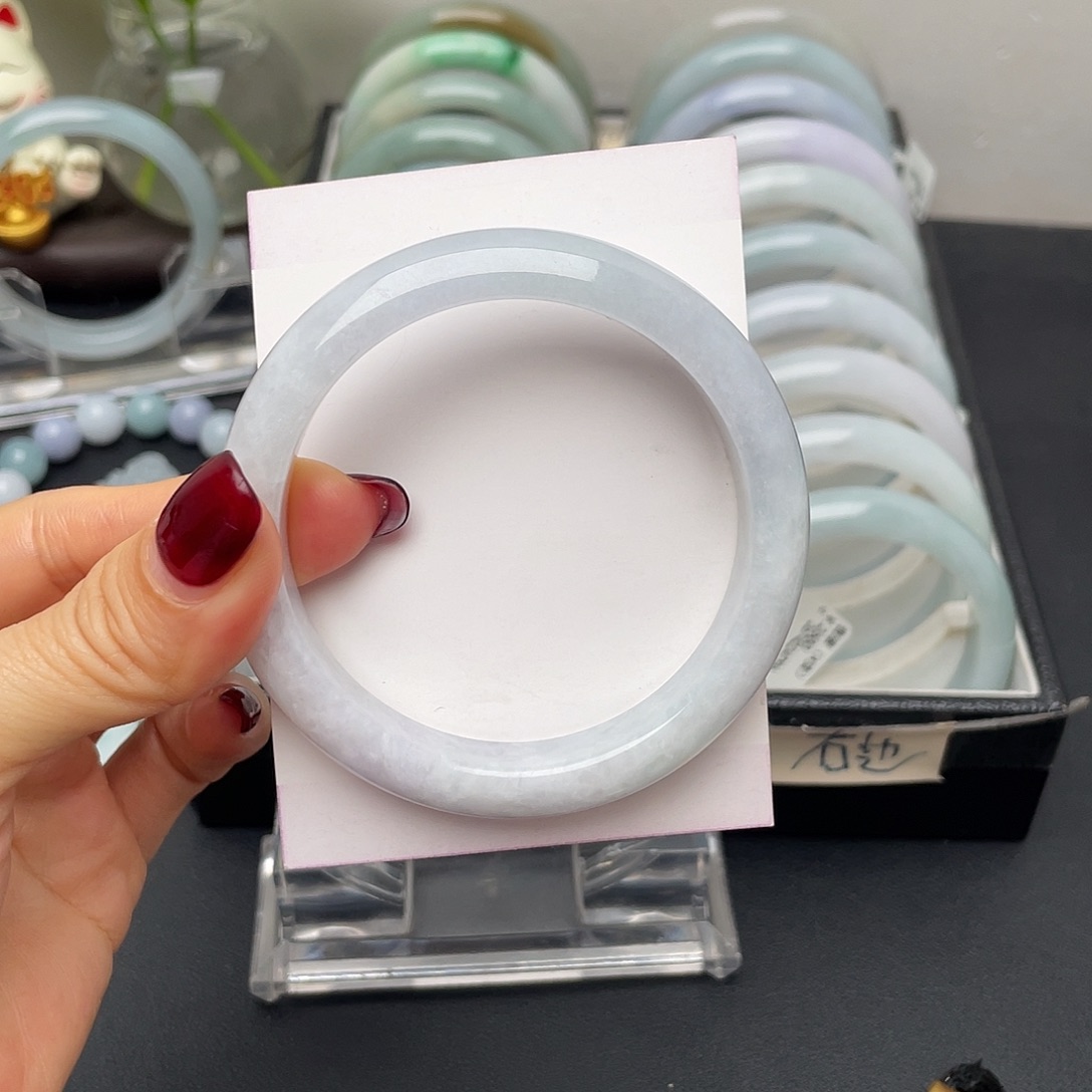 翡翠手镯未镶嵌57.6正圈