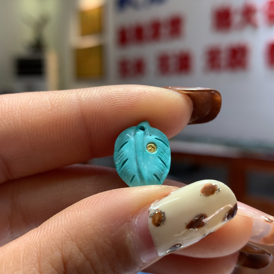 绿松石配饰未镶嵌