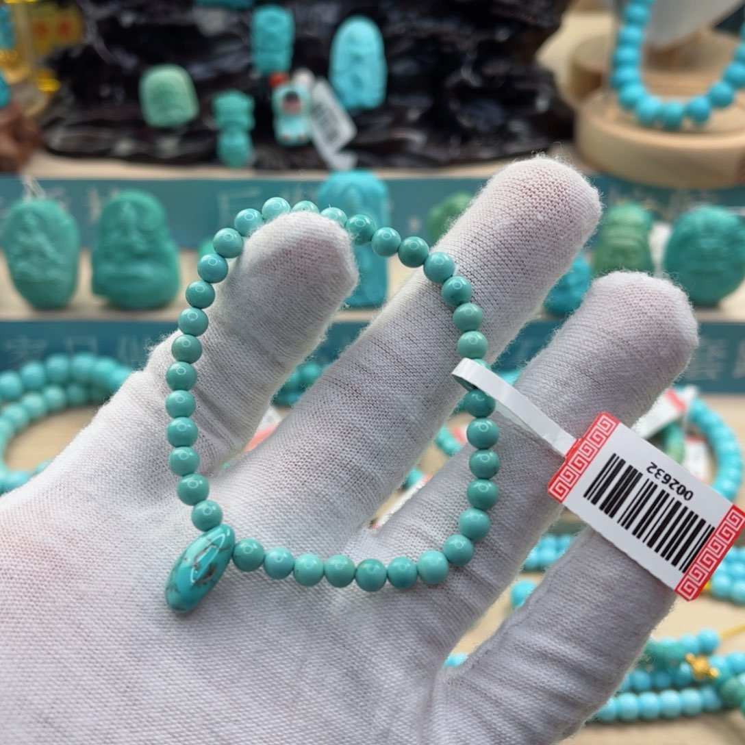 绿松石配饰未镶嵌