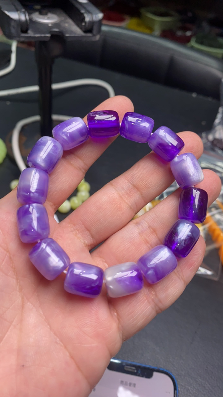 D   493  长桶紫搅海松手串