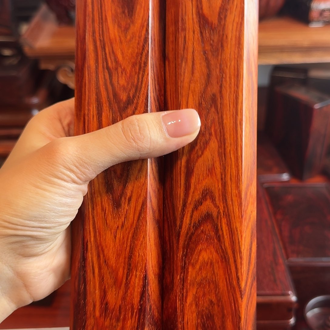 龙***魄檀香紫檀（小叶紫檀）