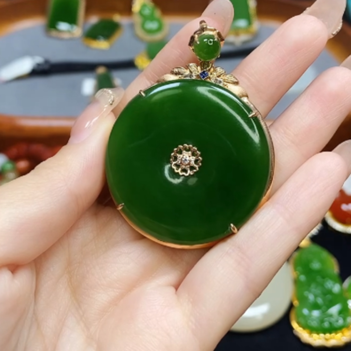 18k金和田玉碧玉平安扣吊坠颈饰-玫瑰金色-收藏