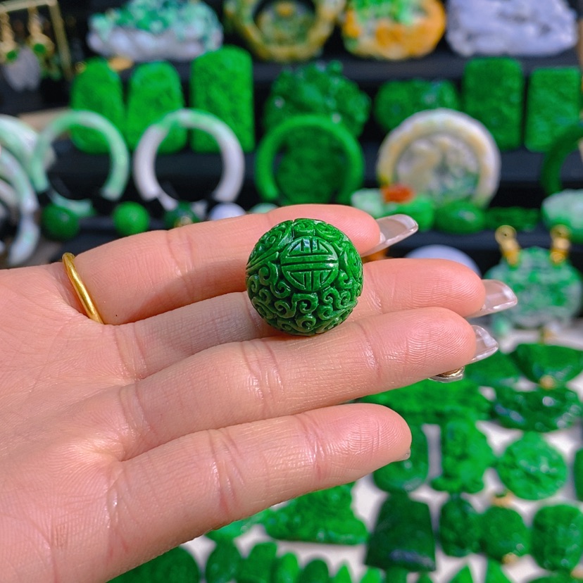 【闪购商品】翡翠颈饰未镶嵌单珠卡20mm