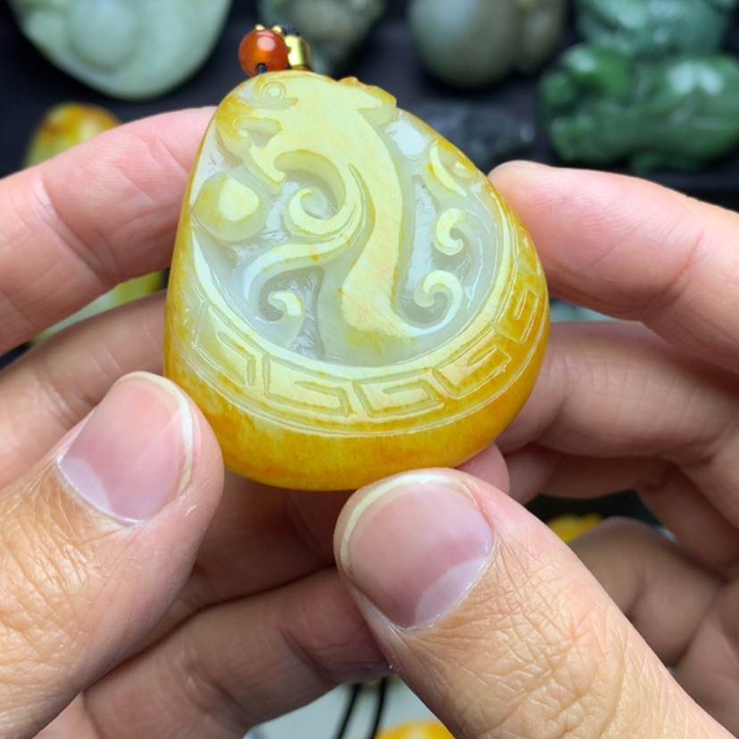 【闪购商品】颈饰未镶嵌和田玉