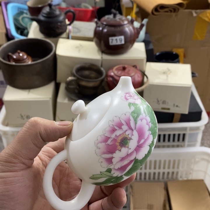 陶瓷艺术品及陶瓷制品