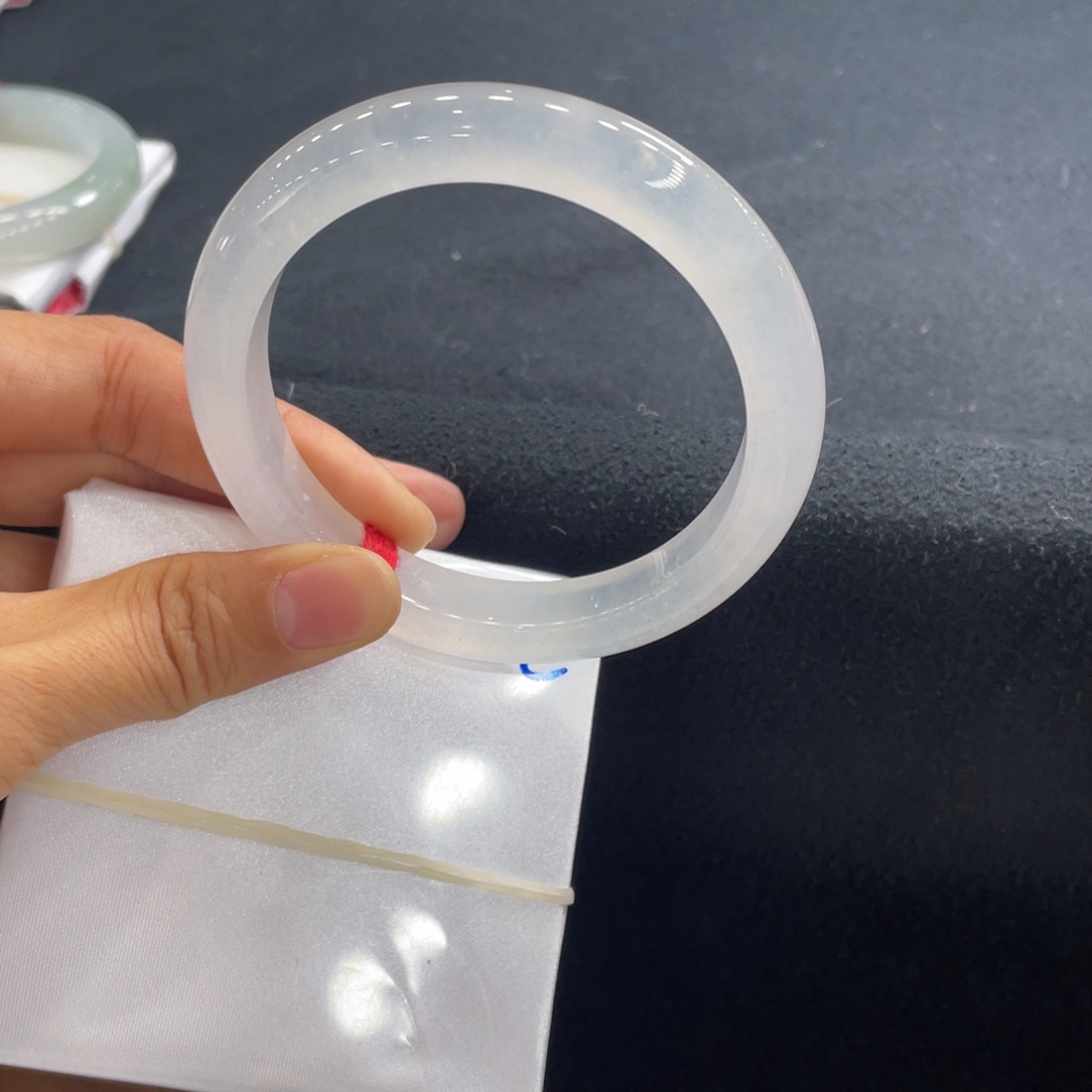 翡翠手镯未镶嵌62.2天然翡翠A货