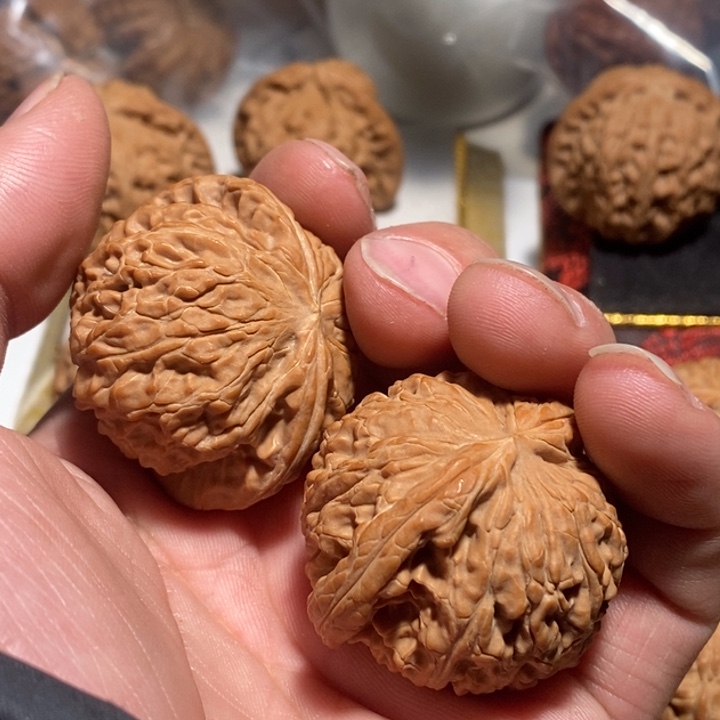 文玩核桃把件废*核桃