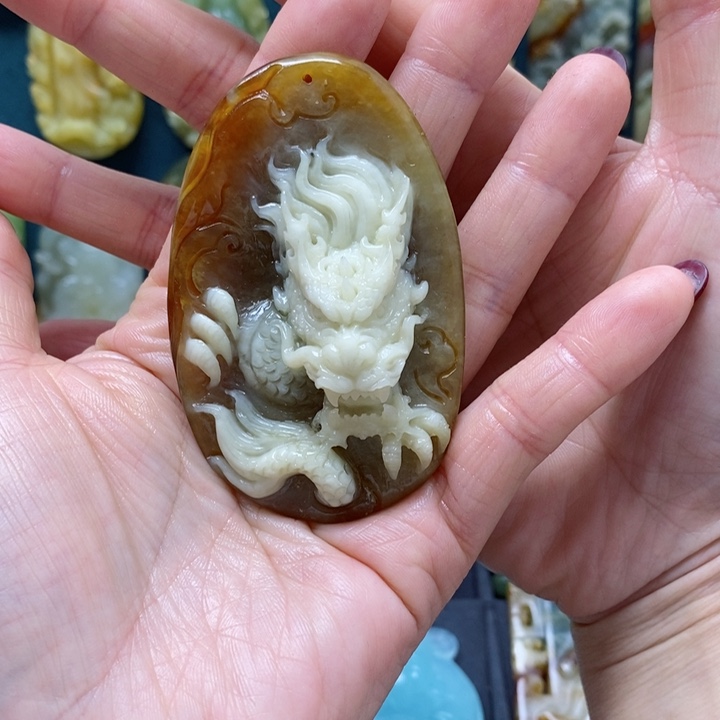 蛇纹石玉挂件未镶嵌芊*