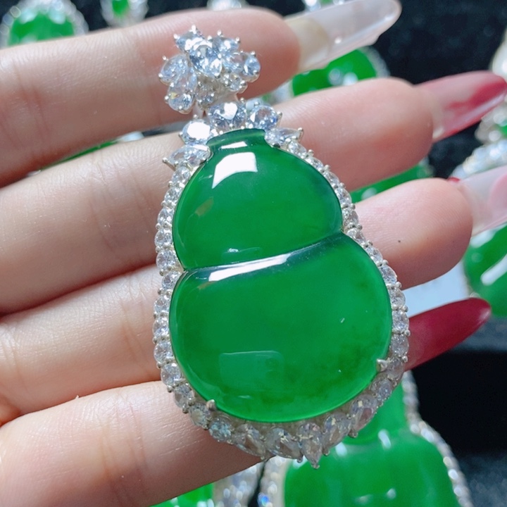 翡翠颈饰银S925镶嵌