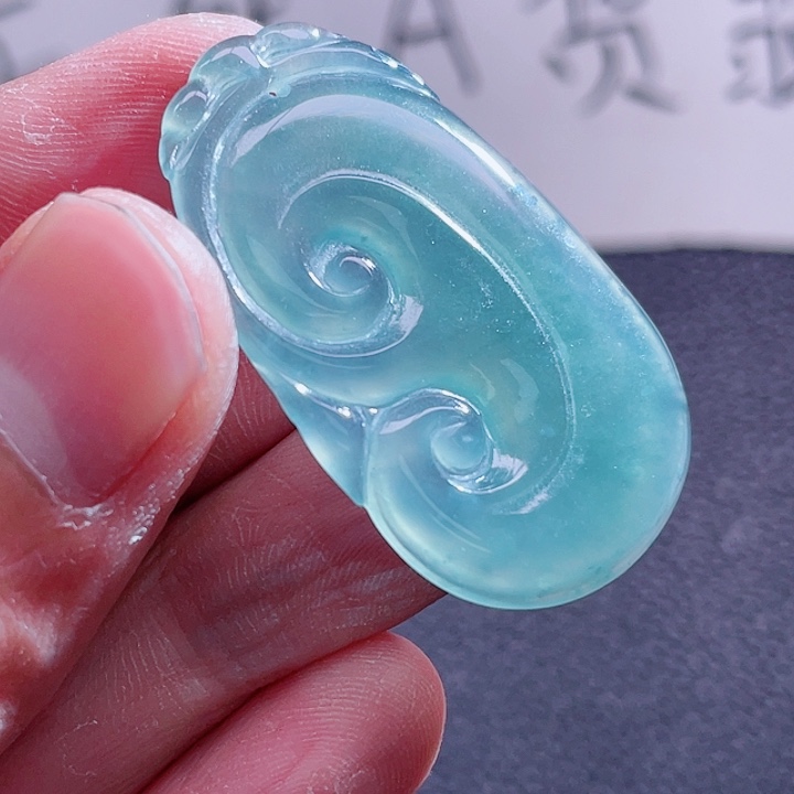 翡翠颈饰未镶嵌99999999