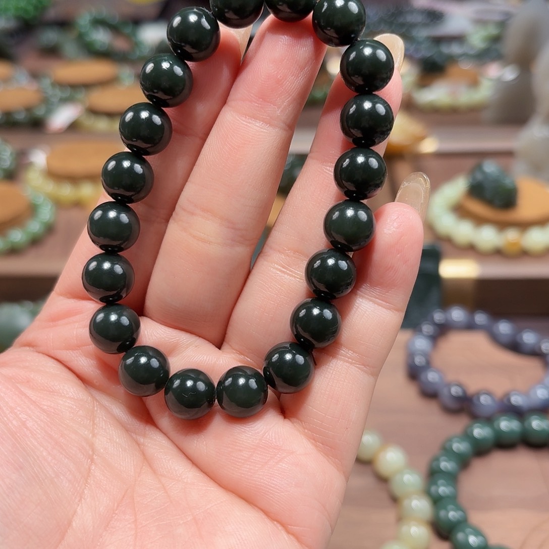 爱***鱼和田玉未镶嵌手链10 和田黑青 细 