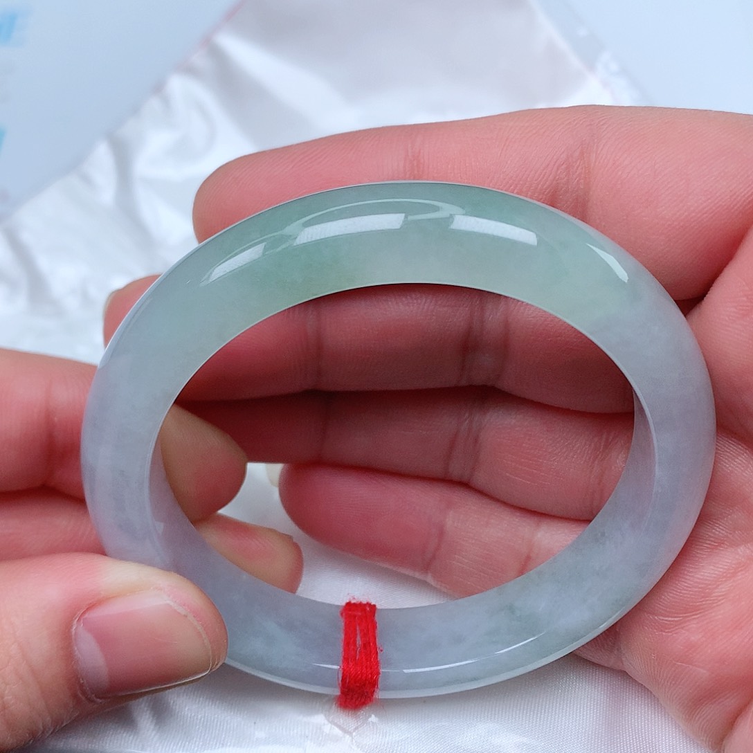 翡翠手镯未镶嵌天然