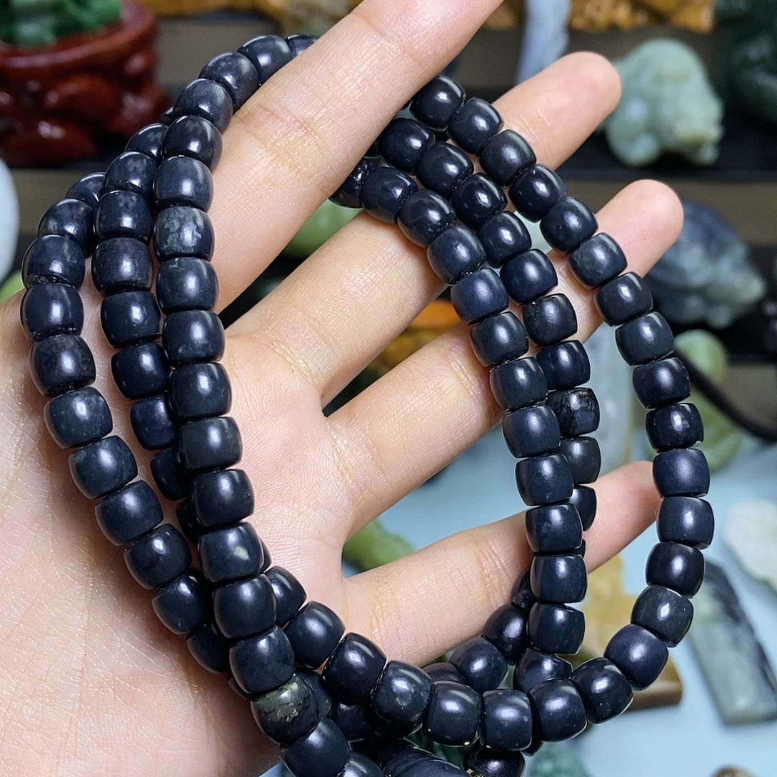 颈饰未镶嵌和田玉王*民