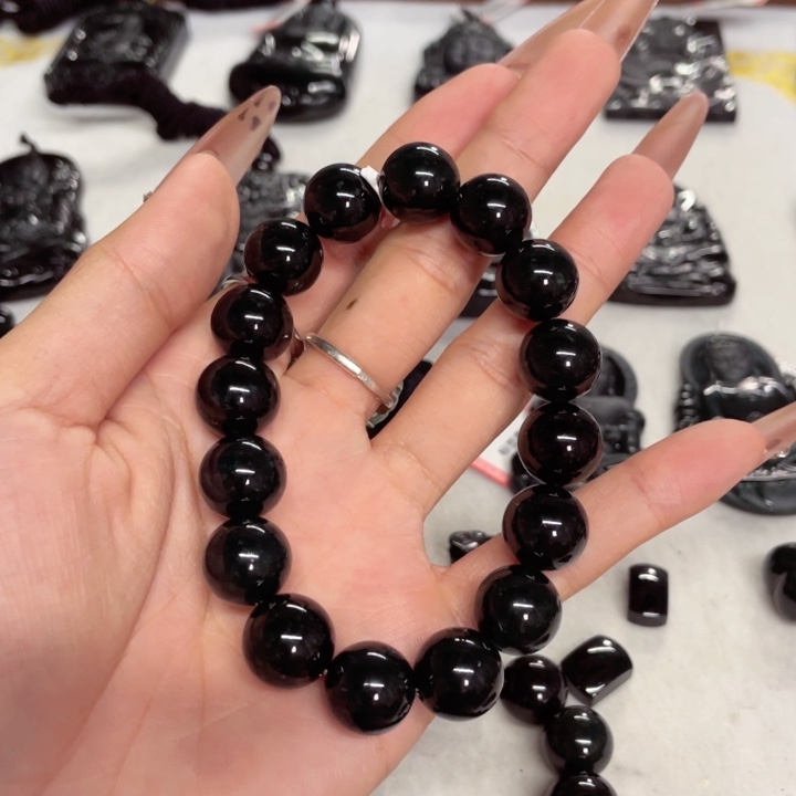 颈饰未镶嵌翡翠逸*