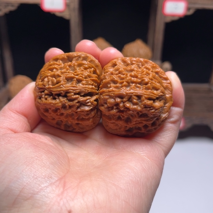 刘***刘文玩核桃把件44南疆石狮子头