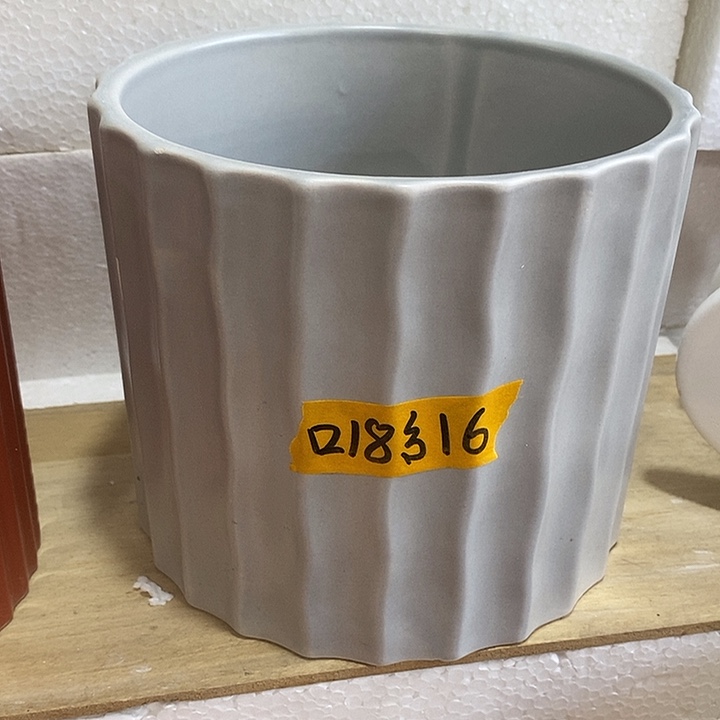 陶摆件陶盆有孔 瑕疵介意勿拍