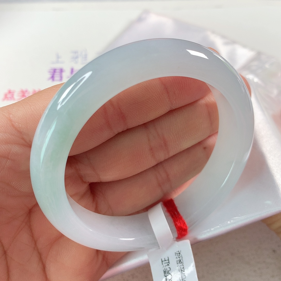 翡翠手镯未镶嵌①④③