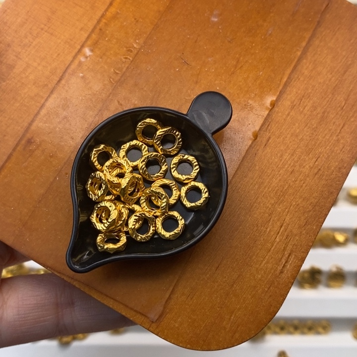 20个盘缠，1.4克，编绳联系后台