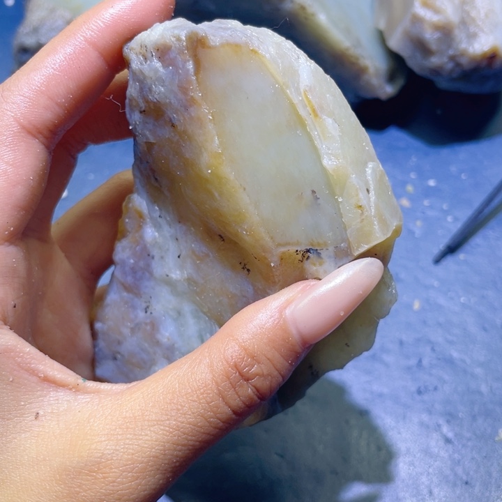 和田玉未镶嵌珠宝半成品