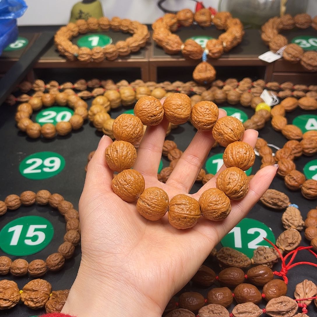文玩核桃手串22尺寸元宝