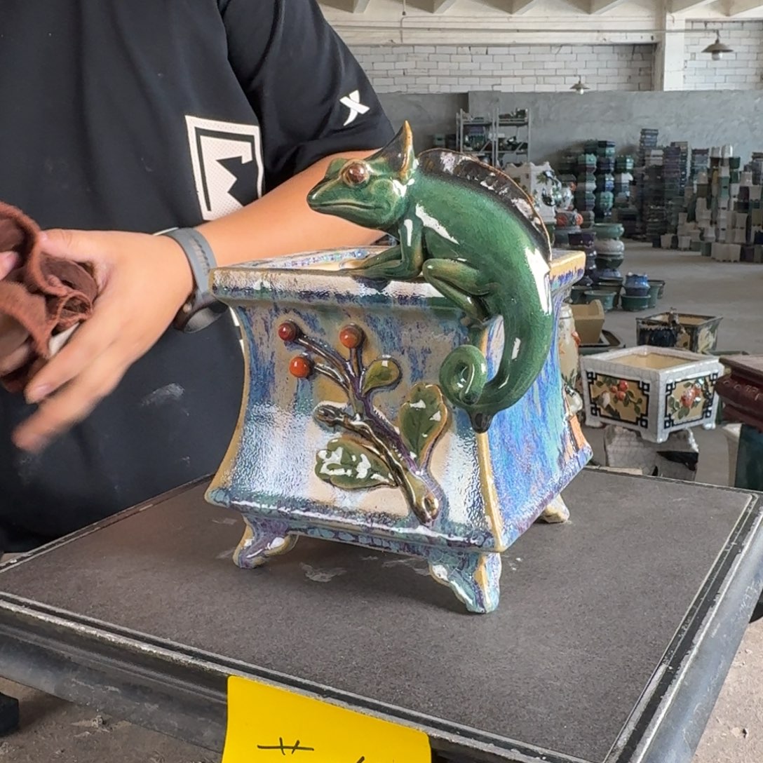 。一风堂石湾花盆 内10*11