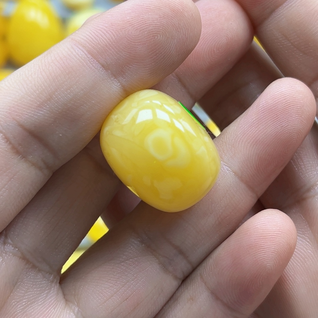 未镶嵌蜜蜡珠宝奇石