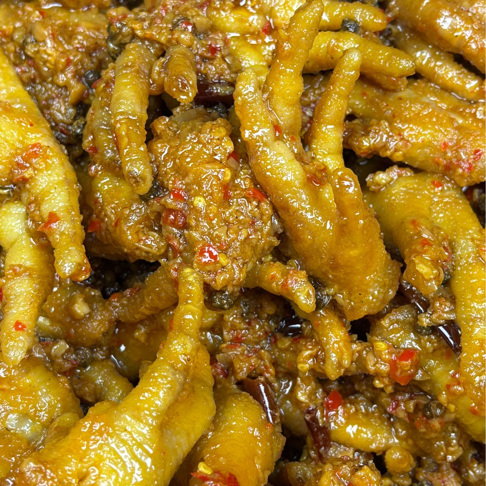 蒜香香辣鸡脚休闲解馋有嚼劲的特色小零食