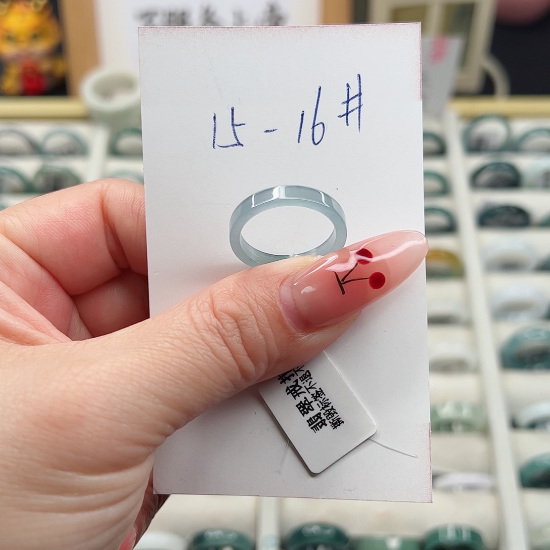 翡翠戒指未镶嵌翡翠