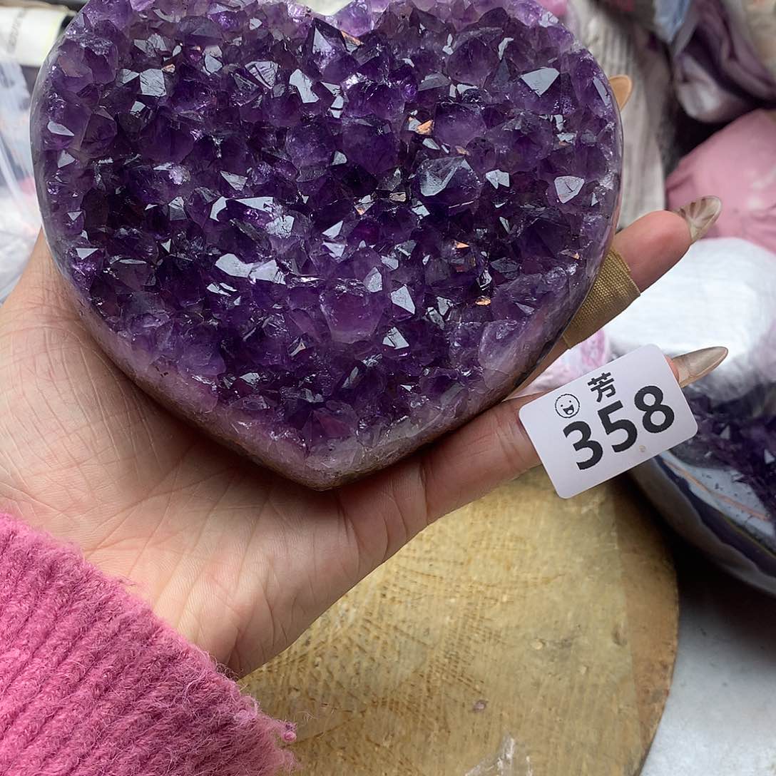 紫晶大型摆件（非配饰）未镶嵌