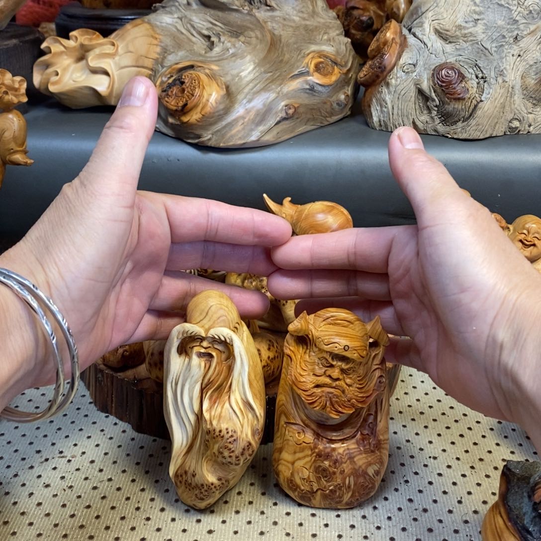 柏木（崖柏）扶*太行山区