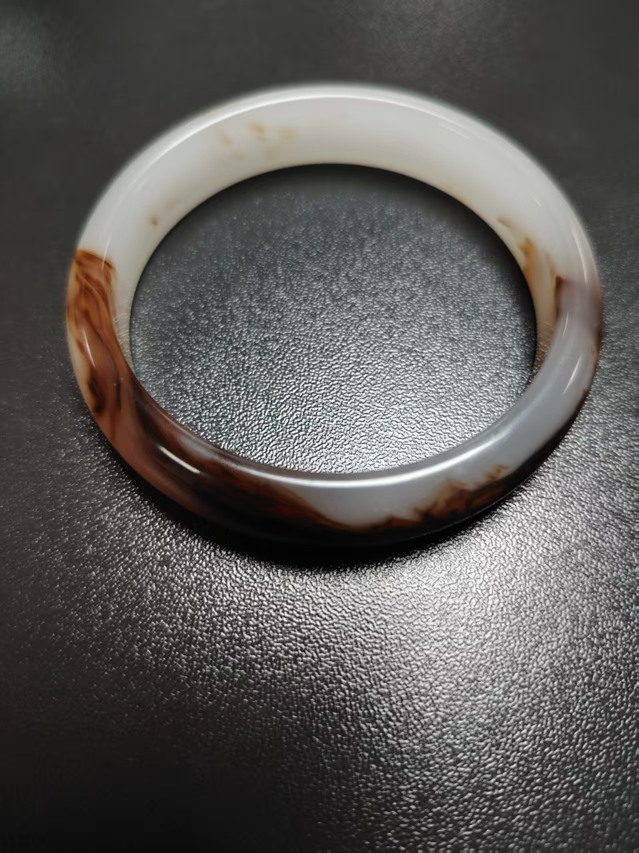 非金属珐琅手镯 糖白半糖半肉高润度精美时尚手镯