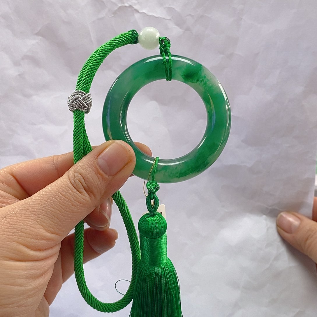 石英质玉颈饰未镶嵌