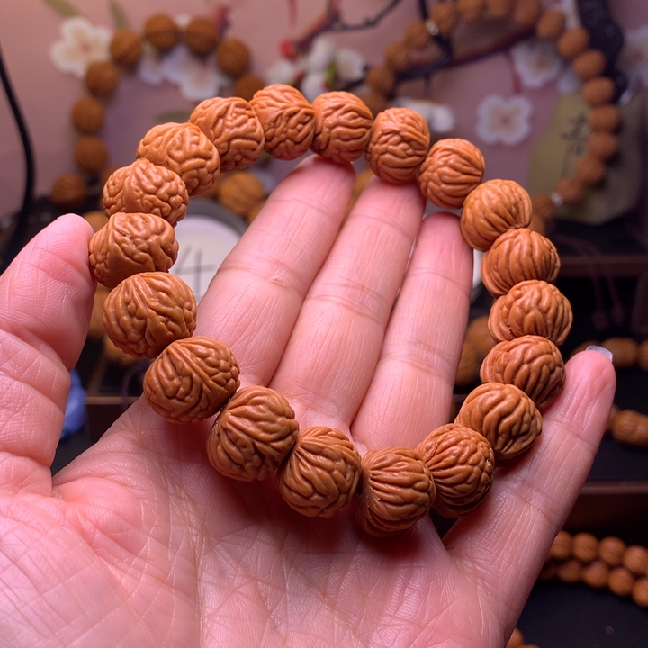 桃核手串龙纹桃核3