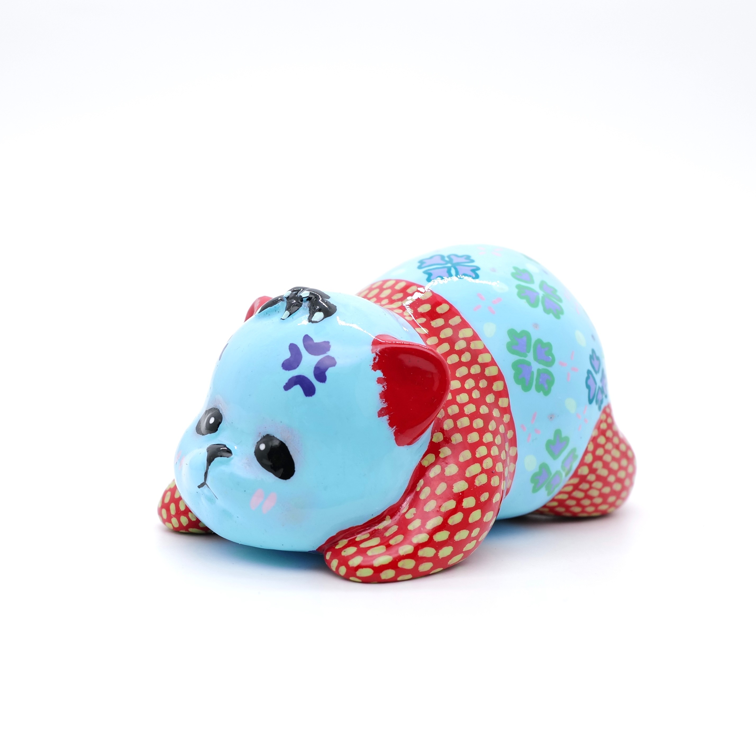 PM 王甜心工作室《熊猫》石膏作品，仅一件（非王甜心本人绘画）