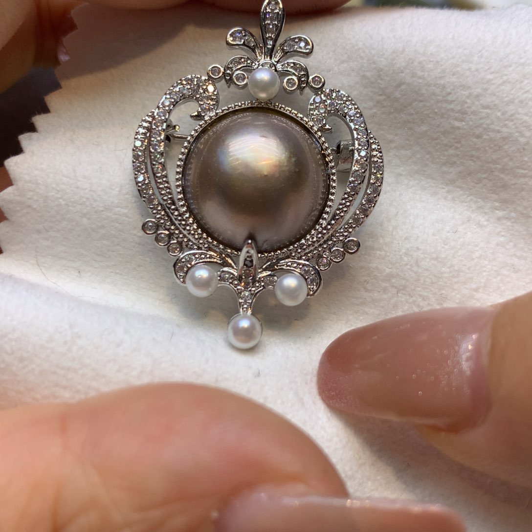 未镶嵌胸针拼合珍珠（马贝珠）