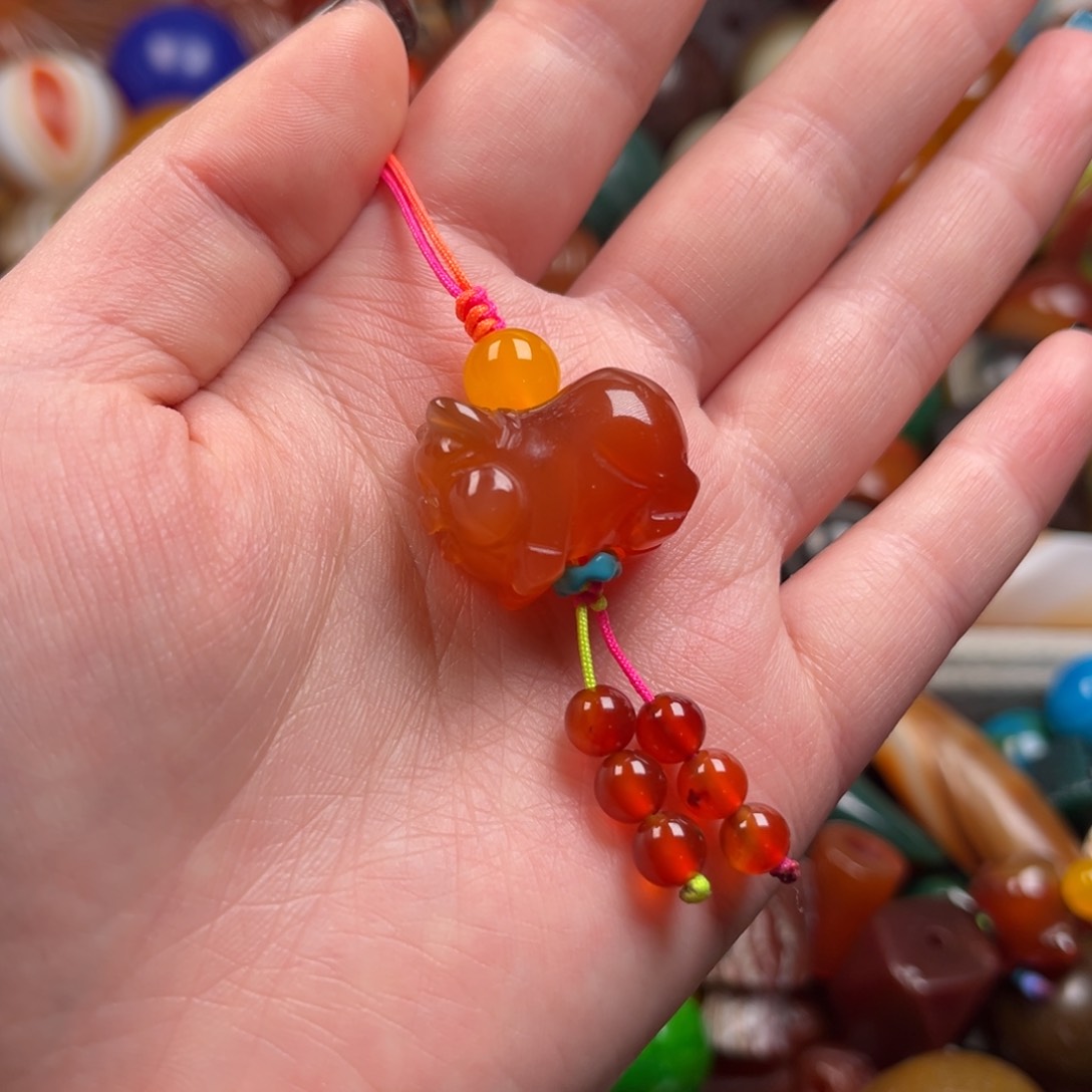 玛瑙/玉髓颈饰未镶嵌