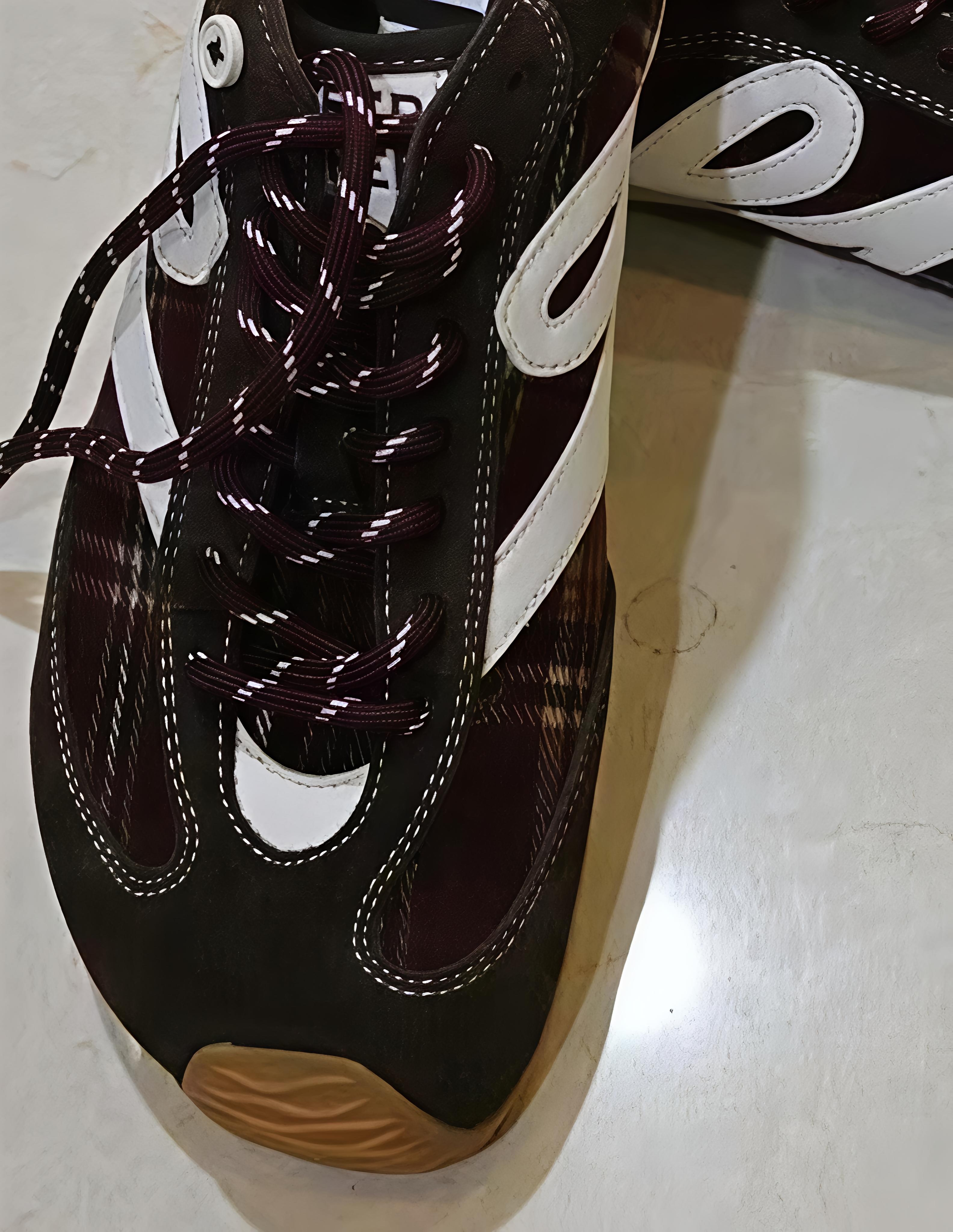 [星腾] 时尚简约德训鞋 LH25316838