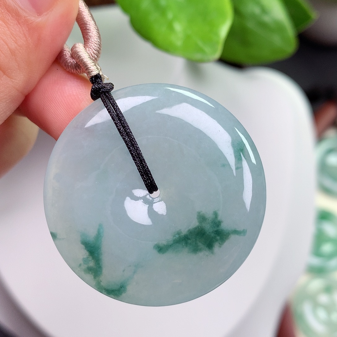 翡翠未镶嵌颈饰平安扣36.4x6.1mm