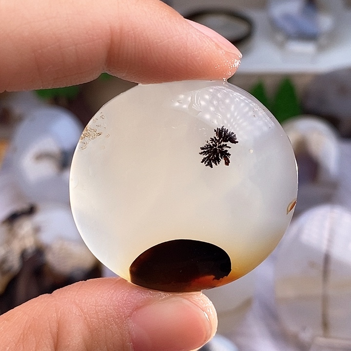 玛瑙/玉髓颈饰未镶嵌